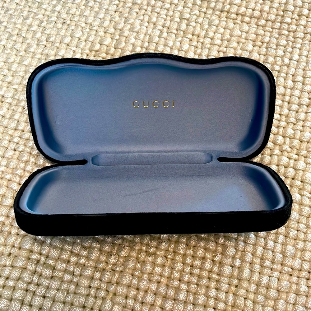 GUCCI Sunglasses Holder